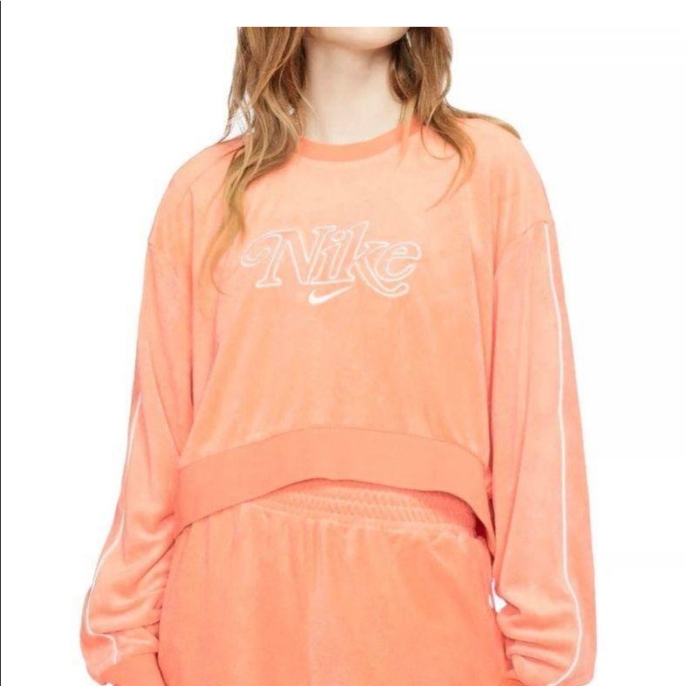 Nikes terry cropped crew sweatshirt